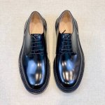 Lv 原单 高品质 -代购级别 -经典圆头男士正装系带皮鞋 -材质-原版进口牛皮 -内里垫脚 水染牛皮 -原版真皮大底 Size 39-44 38，45定制不退
