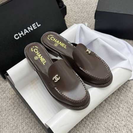 Chane* ｜小香25C英伦风双C乐福鞋凉鞋 此款乐福鞋爱好者绝不能错过 这款气质上更中性帅气几分 双C 水钻五金扣 显得格外精致 一脚蹬 穿脱真的不要太方便 - 点击图像关闭