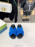 Marni 玛尼24秋冬毛毛交叉带拖鞋，原版开发 顶级版本 所有细节都和正品一致，搭配袜子穿很炸可爱到不要不要的 时髦又百搭的设计随便搭配也不会出错 秋冬必须入