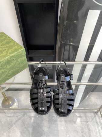 情侣款Gucci 25ss 春夏最新款 双G果冻凉鞋 专柜购买原版 正品一比一开发 所有细节 材料 全部跟你在专柜买到的都一样 欢迎细节对比 码数:36 44 - 点击图像关闭