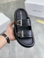 工厂p价p 实价 麦昆.Mq新款款拖鞋出货了原版私模大底，轻而防滑！上脚时尚.百搭，码数：38-44