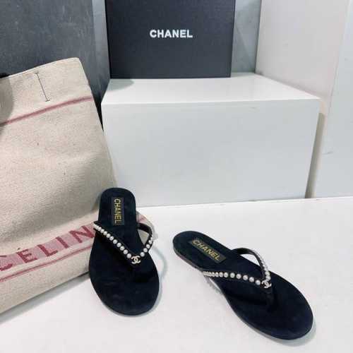 高品质出厂 ！顶级品质！渠道代购级别！CHANEL 香奈儿25春夏小香新款珍珠夹脚人字拖拖原版第一时间购入定制！全部1：1定制珍珠、钻扣饰！25C新品夹脚人字拖