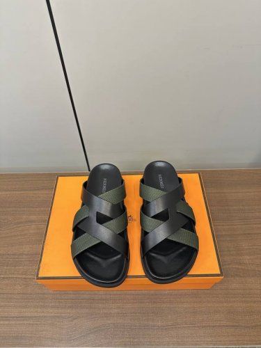 hermes｜H家新款爱马仕Kizimir二舅鞋H型凉鞋拖鞋 Zp购入，顶级原单品质，市面最高版本，这双凉鞋以 双生皮相 诠释夏日美学，以“H”标志性图案为灵感