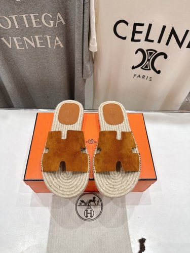 高版本出厂 只有男款 Hermes*爱马仕H家2025Ss最新升级版男款H拖鞋 度假旅游必备神器#由爱马仕首席设计师Pierrehardy亲自打造经典高端鞋履系