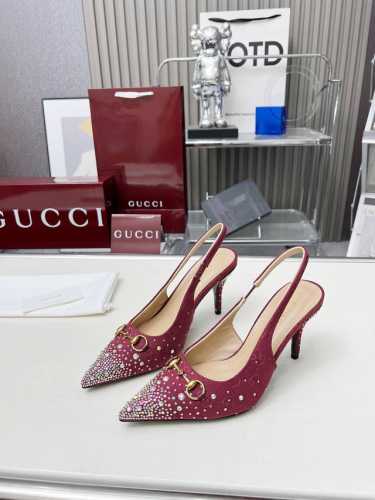 原单品质gucci2025春夏新品水钻高跟鞋，顶级品质发售购入正品开发原版烫钻工艺经典双G老花面，内里羊皮配合意大利原板材质与工艺原版一致码数:35-42，p橡