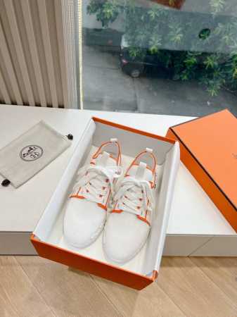 男码10 顶级版 Hermes 爱马仕爆单新品bouncing男女同款情侣运动鞋轻napa小牛皮拼接麂皮，搭配撞色大底，简约鞋型，打造活力休闲风格 又是一款必火 - 点击图像关闭