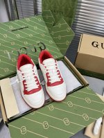 Gucci古驰最新爆款mac80 运动鞋 情侣款 休闲 复古 做旧 脏脏鞋 小脏鞋 小白鞋 原版购入开发 做货 古驰mac80全新爆款系列 精致小巧的互扣式双g