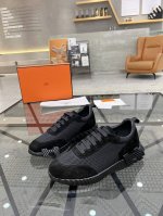 h 顶级代购 爱 超人气男神运动鞋新品来袭专柜同步发售原厂配置，意大利进口原版牛皮搭配网布面料，透气舒适驾车必备，全进口水染牛皮里垫，鞋底：原厂特供原版底超级舒