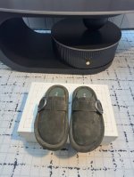alexander Mcqueen 麦昆 25Ss早春新款增高厚底博肯拖鞋 搭配利落年轻的设计 舒适百搭的同时也具备出色的耐用性 融合了时尚与舒适的完美平衡高雅