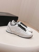 Chanel 香奈儿 25P 最新爆款 熊猫 运动鞋 休闲板鞋 小香 爆款单品 经典黑白 熊猫配色 经典超百搭 上服非常舒适面料: 牛皮内里: 羊皮大底: 原版
