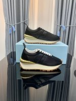 出厂 高版本，颜色齐全 Lanvin 浪凡情侣款男码女码春夏最新颜色，复古休闲慢跑鞋，原版开发，套楦工艺。 面料：尼龙+牛皮， 垫脚：牛皮 码数： 尺码：35-
