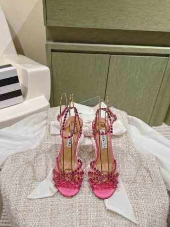 Aquazzur* 菠萝早春专柜新品仙女时装鞋系列，大量上新同步官网全系列均可定制龙年主打一个火爆，全网各大网红纷纷开秀，绝美的穿搭系列！ ★★★★★ 鞋面 P - 点击图像关闭