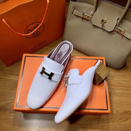 HERMES 官网最新H扣爱马仕半拖 经典之作、顶级版本！今年再次升级，原版购入一比一高级定制，工艺精湛，绝不偷工减料，力求跟原版零区别6Cm跟高设计，上脚无敌 - 点击图像关闭