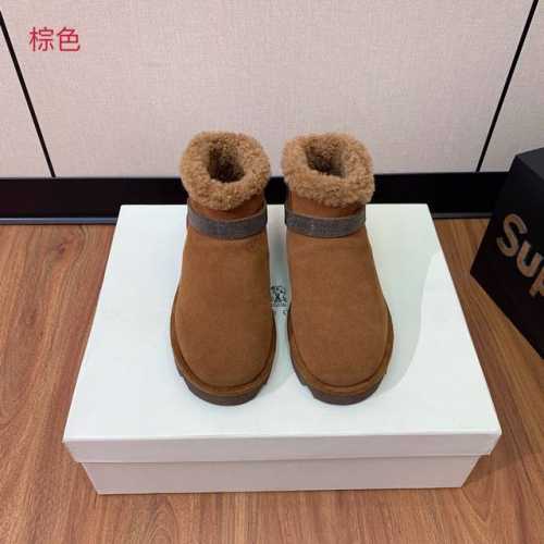 Brunell* Cucinell* 雪地靴。鞋面采用进口牛绒，牛皮。羊毛内里，上脚超舒适。 码数：35-41 40、41定制不退换 批：牛绒 。牛皮