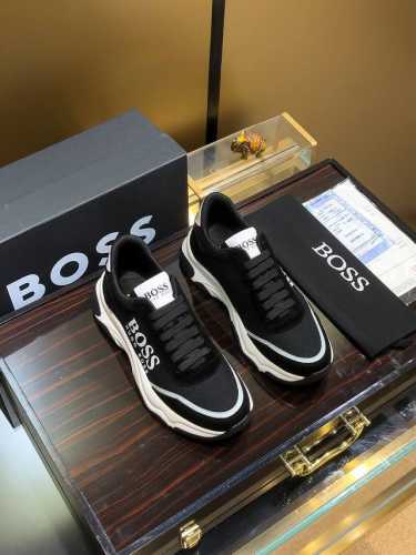 商品名称：Boss 波士 正规码数: 38-44 休闲鞋 商品材料：精选 牛皮鞋面，柔软羊皮垫脚；原厂特供大底。
