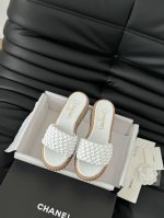 Chanel 25P新款编织拖鞋凉鞋系列 新编织面料 编织鞋面 内里羊皮 原版大底 Size:35-39 其他码数定做
