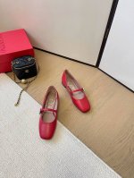 VALENTINO华伦天奴经典2025春夏VLOGO SIGNATURE蝴蝶结圆头单鞋鞋型线条流畅.版型超赞上脚舒适.增高.显瘦.拉长腿部线条独家顶级版 ZP开