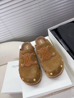 celine 春夏季新款凯旋门勃肯包头拖鞋 复古风勃肯鞋简约时尚，铆钉硬质风格与凯旋门经典搭配 牛反绒牛皮里铆钉原版大底 35 40正码 配套包装