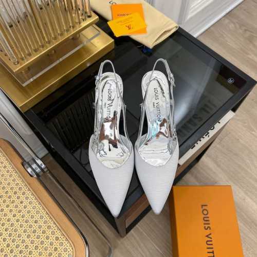 Louis Vuitton 路易威登 2024 L家2024春夏新品 专柜主打爆款尖头高跟凉鞋系列 鞋面：真丝 压纹 内里：羊皮 大底：意大利进口真皮大底 跟高