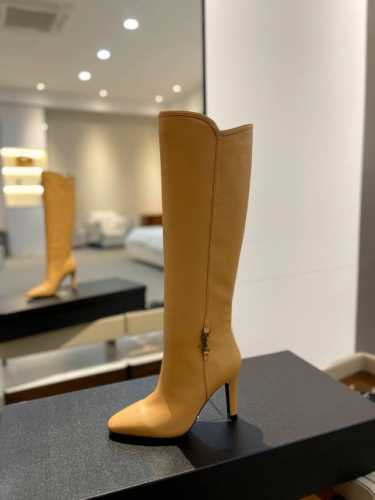 年度畅销款 圣罗兰 秋冬新款 圣罗兰 Saint Laurent0， 开始叫做Yves Saint Laurent 或 简 做YSL，是法国人伊夫 圣 罗伦 Y