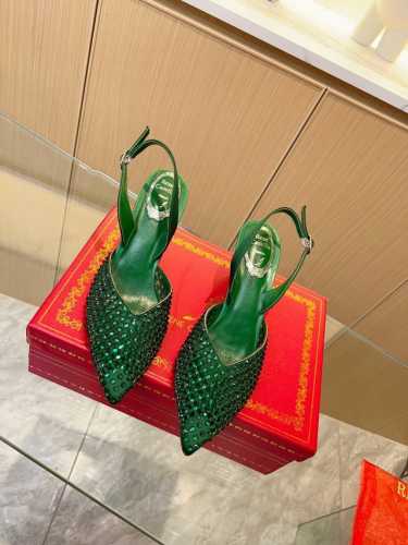 出厂 Rene Caovilla 芮妮 乔薇拉 Rc 蛇型缠绕爆红仙女凉鞋系列，魅惑华丽的顶级硬货，是每个女人的Dream Shoes缠绕在脚裸的蛇形装饰让您的