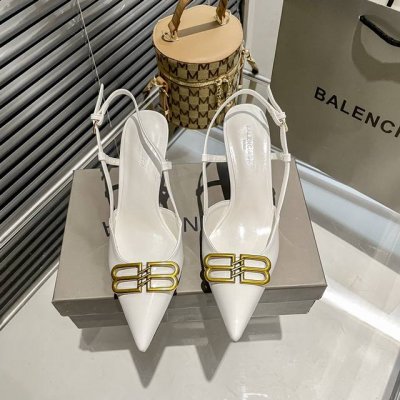 橙子出厂价p balenciaga 巴黎世家新款 金属扣 Bb扣尖头高跟凉鞋 细跟单鞋 高跟鞋 巴黎世家的鞋子绝对开了挂 整双鞋的精髓就是它的鞋头了 够长够尖