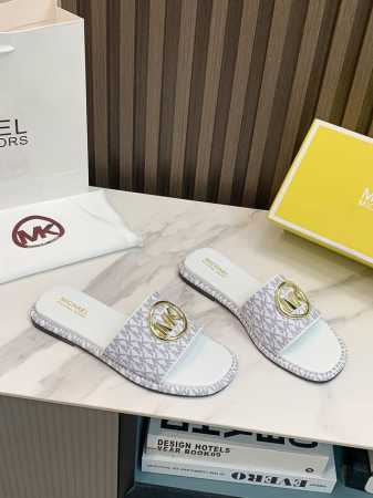 MK 。拿货 原版面料，羊皮内里，金属扣，码数35-41 - 点击图像关闭