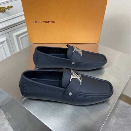 新品louis Vuitton* 顶级男士驾车鞋 休闲 乐福鞋 豆豆鞋原单顶级代购货原版进口荔纹牛皮搭配原版五金扣进口牛皮内里 牛皮垫脚原版橡胶大底 Size： - 点击图像关闭