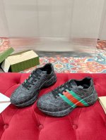 女款 P430 男款 P440 意大利古驰Gucci老爹鞋 代购级 原版复刻 太古汇购入原版经过不断的改进细节，升级，从鞋子的包装-防伪标识-鞋盒配件-面料优化