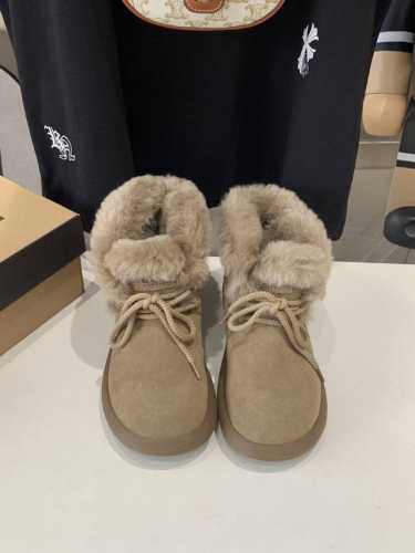 出厂价 UGG雪地靴 现货好拿 迷你小可爱，秋冬女性必备.保暖神器 源自澳洲，百搭2024新款，MRA级摩卡星羊毛，顶级品质.反毛牛皮面料，与羊毛的绝美匹配，