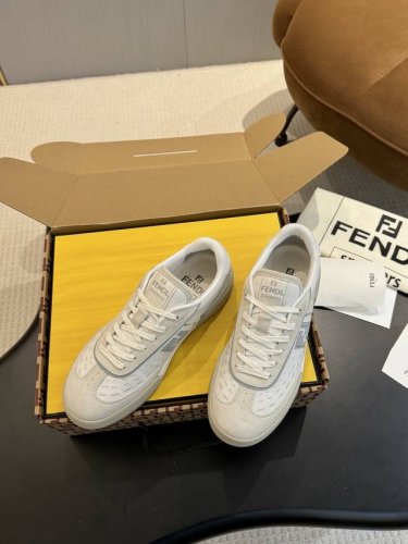 顶级版本Fendi芬迪 Match系列 25新配色 厚底休闲运动鞋情侣款增高滑板鞋德训鞋 小白鞋 原版购入开发 做货 设计师Kim Jones打造的首款运动鞋F