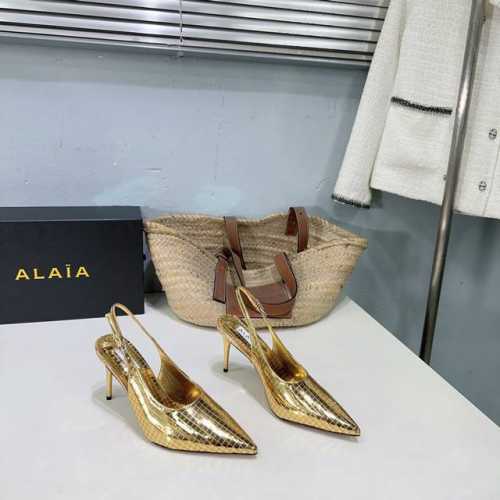 高品质出厂390！小众潮牌独最新爆品小红书火推 Alaia25春夏新款镜面菱格尖头细跟后空凉拖系列推出 无数的名设计师都把他看作“Designerofdesig