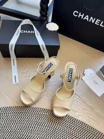 chanel 24S新款玛丽珍防水台凉鞋 一如既往的高级感满满！ 防水台设计！增高显瘦 鞋面：羊皮 大底：真皮大底 码数:35-40 40定不退换 - 点击图像关闭