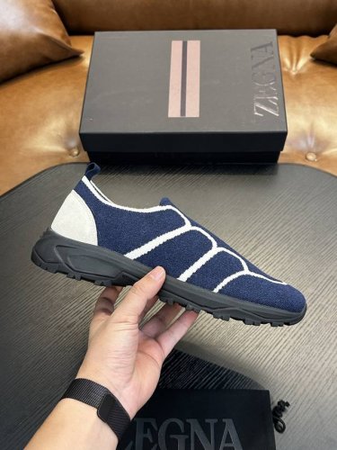 zegna 杰尼亚 Techmerino Sock 2.0 套穿休闲鞋 轻便休闲男鞋 采用活力十足的高科技设计 柔软的全针织 Techmerino羊毛鞋面饰有新