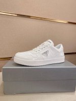 工厂P价 高版本 新款Prada 普拉达 专柜同步上市， 新款男鞋、面料精选头层牛皮 头层牛皮内里。原版开模防滑橡胶大底，精美线条、简约大气，上脚舒服上挡次、休