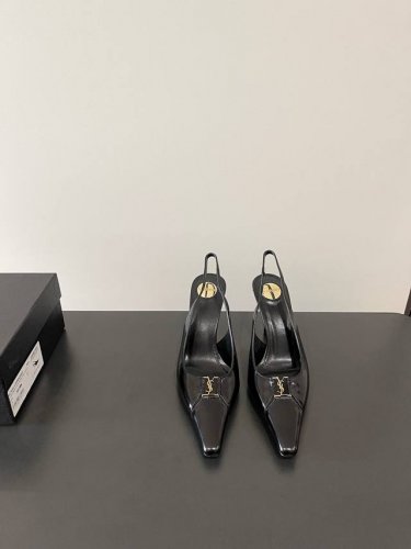 ：430 最高品质 Ysl 圣罗兰最新Logo小方头后空高跟单鞋 专柜同步上新 各大明星网红纷纷上脚 款式时髦百搭 简约又高级 把优雅做到极致 上脚女神范爆棚！