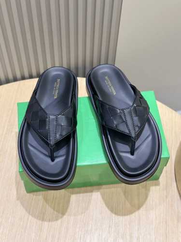 bv手工编织男士拖鞋凉鞋-适合爆走 依旧是强调极简与实穿性 却又充满鲜活的艺术性 超级经典 奢华又舒适 进口牛皮+牛皮内里+轻质大底 size:39-44 38