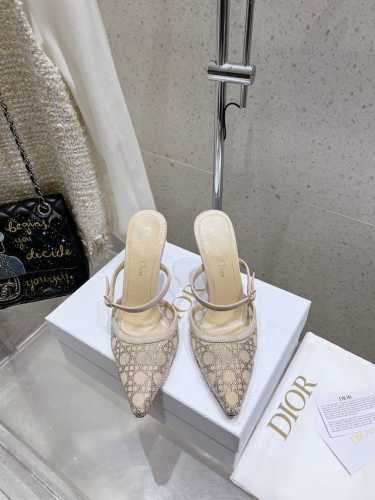 代购级 Dior 迪奥 25Ss 春夏走秀新款Tribales系列女鞋 Cd明星同款时尚尖头 烫钻 高跟穆勒凉拖鞋 凉鞋 单鞋 材质:原版定制进口澳钻 原版开模
