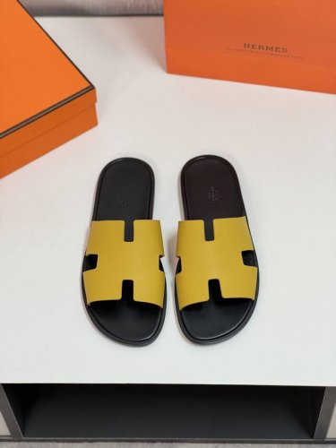 hermèS 真皮底 Size：38-44 45.46.47定制 爱马仕最高品质经典H拖鞋～高端男士凉鞋沙滩鞋拖鞋～专柜同步～原单代购货！原版进口鞋面牛皮内里牛