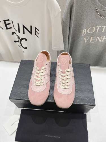 高版本出厂 Dries Van Noten 情侣款#Dvn德训鞋阿甘鞋复古休闲鞋，最近的爆款 很多明星私服穿搭 简约的设计既复古又简约 皮料选用进口牛皮 整个版