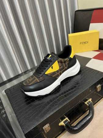 出厂价 Fendi 芬迪男士休闲鞋最新元素潮爆全球，官网火爆热卖，2024最新休闲鞋，原版版本，面料采用原版透气进口小牛皮进口羊皮内里原版防滑大底，舒适以质量说 - 点击图像关闭