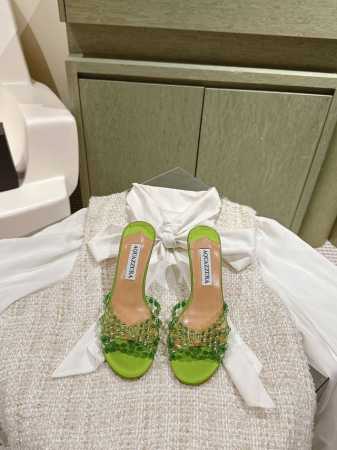 Aquazzur* 菠萝早春专柜新品仙女时装鞋系列，大量上新同步官网全系列均可定制龙年主打一个火爆，全网各大网红纷纷开秀，绝美的穿搭系列！ ★★★★★ 鞋面 P - 点击图像关闭
