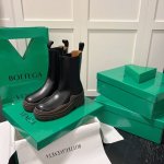橙子出厂价 BOTTEGA VENETA 秋冬经典款 BV厚底中筒靴 烟筒靴 切尔西靴 真正的经典 永不过时 葆爹穿搭 时尚最前沿 跟高：5.5CM 码数：35