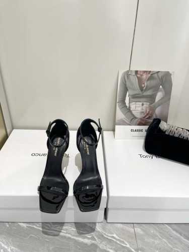 p直销 Saint Lauren* * Ysl 圣罗兰 经典款高跟单鞋 唯有Ysl最懂女人心不接受反驳 超级无敌女人味神器女人必备 Z品全身定制、自家开模鞋头五