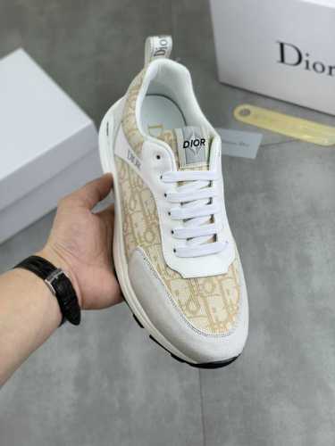 工厂p价p 实价 Dior 2025迪奥原版系带低帮男鞋 经典款休闲鞋本款是官方主打经典款 质量 原厂名师制作 采用优质牛皮配原版材料舒适透气网布內里猪皮鞋垫
