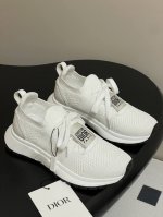 25Ss春夏新款Dior迪奥 Run'n'dior 运动鞋网眼织物休闲鞋跑步鞋 简约超级百搭. 鞋面搭配 Logo布标.上脚完美奢华可任意搭配春夏秋冬服饰. 上