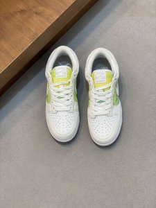 Air Dior 迪奥-联名款 -高端品质 原单 -鞋面：丝绸小牛皮、摔纹牛皮、品牌图腾布匹 -内里：高韧性布匹 -大底：原版tpr 橡胶：双色成型大底 -超高