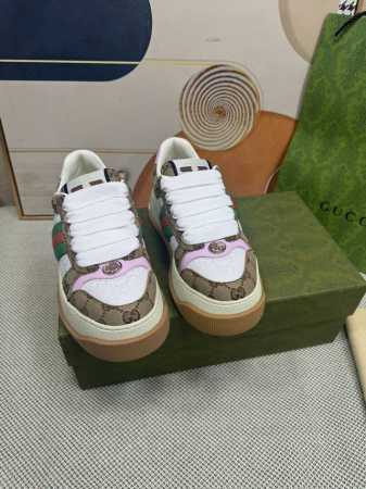 顶级版本 Gucci 古驰 最新款 Screener系列胖墩鞋 带芯片 RMB:8930原版购入 原版1:1复刻 Screener系列运动鞋，侧面饰有条纹织带， - 点击图像关闭