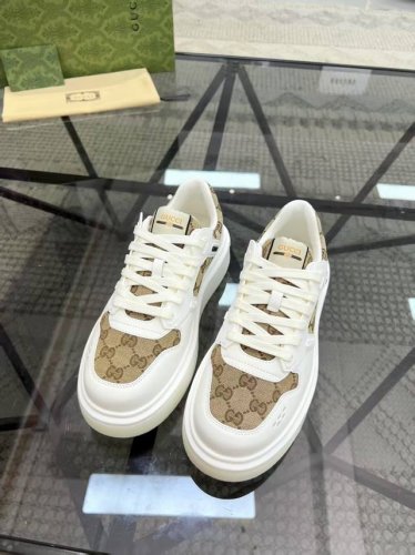 新款男鞋Gucci 最新鞋出货 原单品质 时尚潮流 采用特殊材料 内里网羊皮 全新包装 脚感超舒适 做工简直无可挑剔 码数:38-45