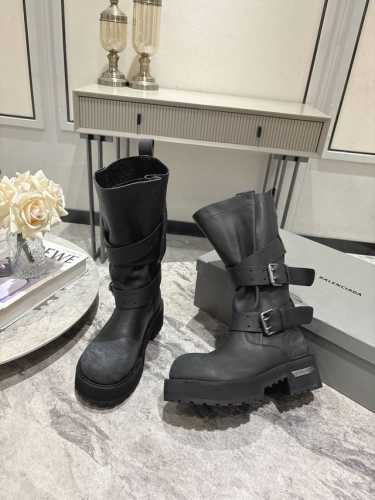 男30, 巴黎世家25Fall pre-Order New Balenciaga Fw25 Venom Boots By Balenciaga 25年最酷的毒液